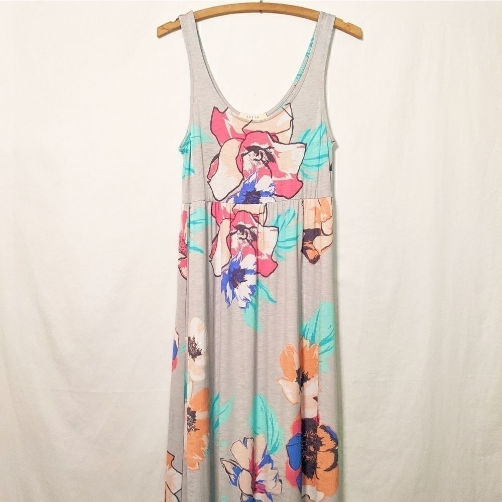 Entro Floral Maxi Dress